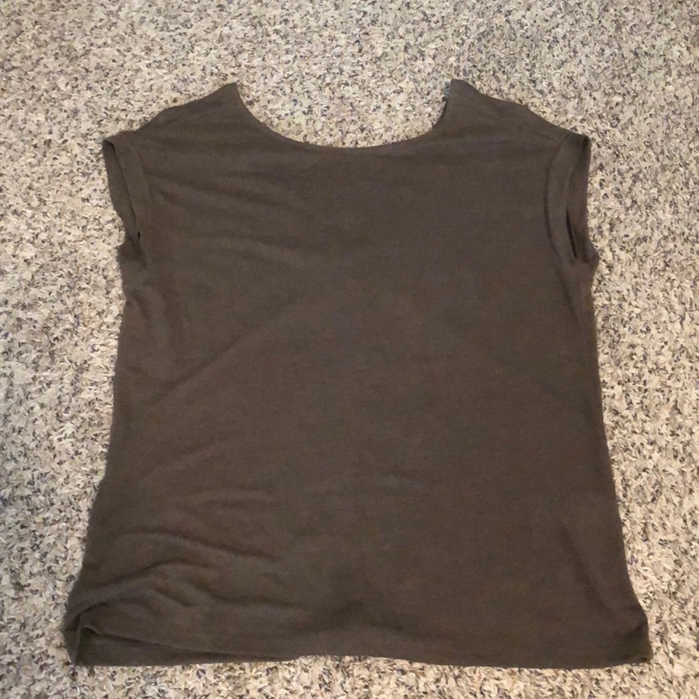 Short sleeved shirt